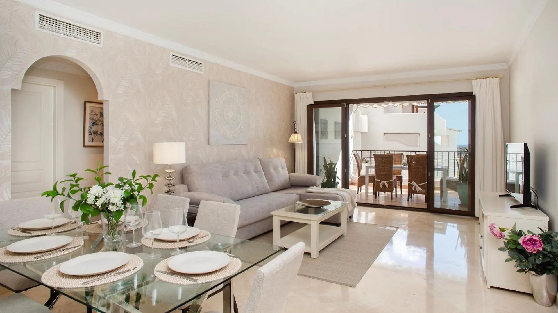 The Luxury Golf Paradise - 8 Pax Groups - Families Malaga Spain