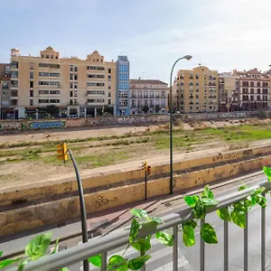  Apartment Central And Beautiful - Free Parking
